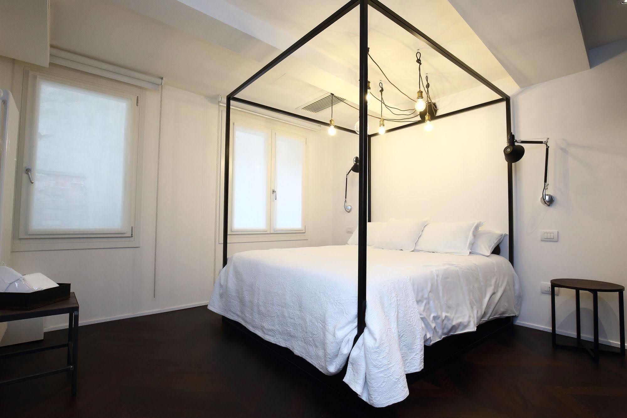 Emilia Suite Relax Modena Dış mekan fotoğraf
